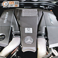 V8 5.5L Bi-turbo引擎為動力核心，可輸出525hp強大馬力。