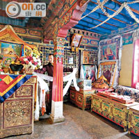 彌勒殿的閣樓是14世達賴喇嘛曾經留宿的地方。