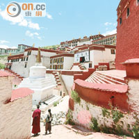 西藏 高海拔尋經記