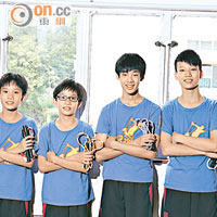 早前參加世界青少年錦標賽得到男子團體總冠軍及混合組亞軍的香港代表隊部分成員：（左起）區卓喬、區卓謙、劉卓燐、梁昌俊。