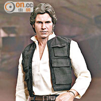 Han Solo的素體經重新打造，衣物貼身。