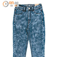 American Eagle Outfitters洗水貼身牛仔褲  $440（f）