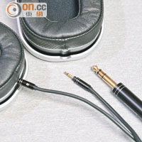 附送OFC高純度無氧銅6.3mm耳機線，同時採用可換線設計，另附送3.5mm線。