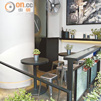 Restaurant Akrame設計舒適自在富格調。