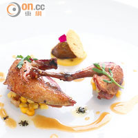 Roasted Bresse Pigeon With Chestnut Bonbon And Port Wine Sauce $280﹙f﹚<br>大廚以歐洲傳統的栗子火雞菜為靈感，用法國南部的乳鴿配搭栗子碎和塗上啫喱的原粒栗子，令肉味和栗子甘甜味相輔相成。