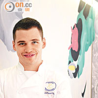 法國籍的Victor，在瑞士受訓，擁有豐富酒店經驗，首度開餐廳，竟選擇了開設亞洲麵館。