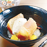 Rum Baba with Citrus & Raisin Jelly $90（f）<br>法國傳統甜品，採用柔軟意大利麵包，伴上香滑忌廉、橙味啫喱和橙肉同吃，最後澆上冧酒，味道清新怡人。