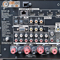 TX-NR1030備有2組光纖及3組同軸插口，支援接駁CD機等音響，亦能上網播放串流音樂。