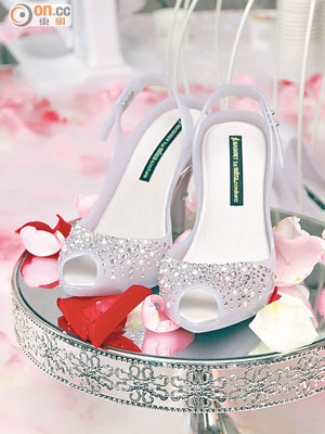 J.Maskrey for Melissa Couture新娘鞋款，令每位女生都願意說聲：“I do！”。$3,500