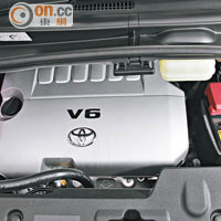 搭載3.5公升V6 VVT-i引擎擁有274ps馬力。