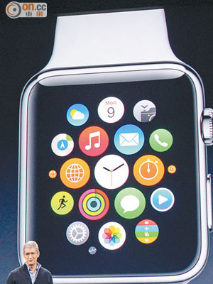 現場並無顯示Apple Watch Edition售價，只是經由Tim Cook口述其身價逾10,000美元。