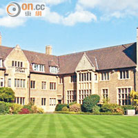 Bellerbys College在牛津、劍橋、倫敦等均設有校區，方便同學就近入學。