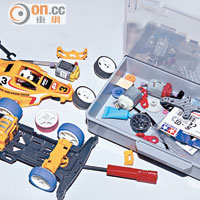 砌車、Set車需要不同類型嘅工具、零件，絕對唔係玩具咁簡單。