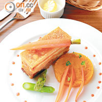 Confit Pork Belly with Carrot Trio $328（包頭盤）