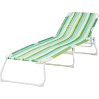 綠白色間條躺椅洋溢大自然色彩，以厚質聚酯布料製造，加倍持久耐用。HÅMÖ戶外躺椅 $350（b）