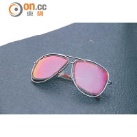 Emilio Pucci水銀鏡面雙框太陽眼鏡，部分款式為Glasstique獨家發售。$2,760（B）