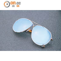 TOM FORD水銀鏡面「∞」形太陽眼鏡，為Glasstique的獨家發售款式。$4,000（B）