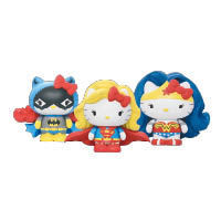 威龍把DC超級英雄與Hello Kitty結合，提供蝙蝠女俠、女超人和神奇女俠3個造型，各售$238。<br>攤位︰D07~D10