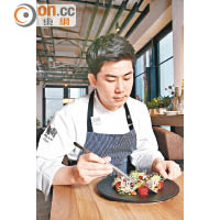年輕的Chef Lim經常亮相於韓國電視節目，擅長改良傳統菜式。