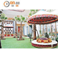 充滿民族風情的溫室花園Winter Garden，是酒店定期舉行文化活動及表演的場地。