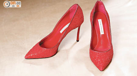 Cesare Casadei<br>紅色閃石高跟鞋　$7,790