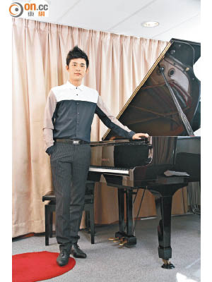 鋼琴家黃家正希望為新一代音樂人策劃多場音樂會，打破一直以來「本地薑唔辣」的偏見。