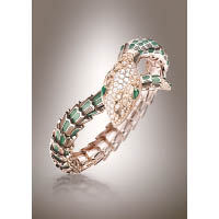 Serpenti高級珠寶系列腕錶，採用18K玫瑰金錶殼、單圈18K玫瑰金及珐琅手鈪設計，鑲有鑽石及梨形孔雀石。
