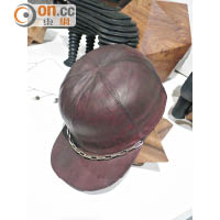 啡色皮革貨車帽，US$230（約HK$1,791）。