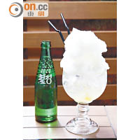 Popeye Cider $48 <br>韓國流行的特飲，有蘋果和柚子兩種口味，底層是糖漿和冰塊，面層放上輕柔的棉花糖，注入梳打汽水後，棉花糖會慢慢融於飲料之中，平添香甜味道。