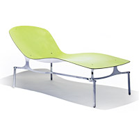 Billet Chaise<br>流線型設計的貴妃椅，外形簡約，卻不失氣派。
