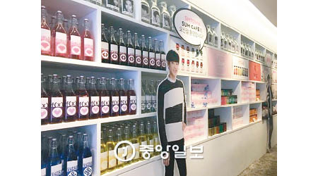 Sum Market便利店內有多款SM Entertainment旗下偶像推出的產品！