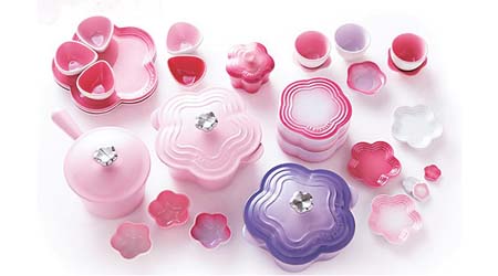 櫻花產品大熱，連Le Creuset都推出日本市場限定的「Flower Collection」。