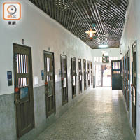 獄政博物館前身為嘉義監獄，全數使用阿里山的檜木作建材。