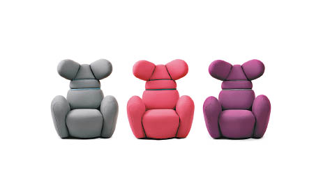 Bunny Chair<br>兔子造型的椅子，物料來自丹麥知名羊毛品牌Gabriel，柔軟度滿分！