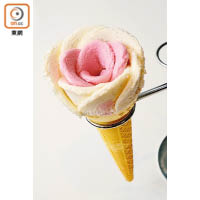 Rose Gelato（Two Flavor） $66<br>用玫瑰花瓣來製作雪糕，顏色呈淡粉紅色，而雲呢拿雪糕亦會用上雲呢拿籽來調味，成分天然。
