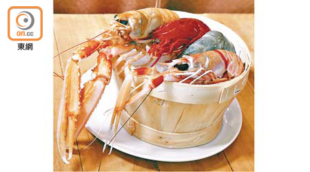 海蝦刺身<br>餐廳每日供應4至6款深海野生刺身級海蝦，（右起）新西蘭Scampi（$68/隻）、法國藍蝦（$48/隻）、地中海紅蝦（$68/隻）及市面極稀罕的法國Langoustines螯蝦（$238/隻），搭配House Wine品嘗，更能為蝦刺身提香添味。