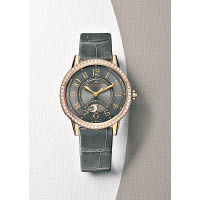 Rendez-Vous Night & Day約會系列日夜顯示腕錶，玫瑰金錶殼，深灰色錶帶配太陽放射狀飾紋錶盤，6時位設有晝/夜顯示。 HK$17萬
