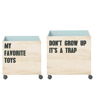 一套兩件儲物箱附有輪子，可作為小朋友的玩具箱。 $1,798/套