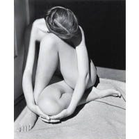 Edward Weston《裸像（克里斯，聖塔‧莫尼卡）》<BR>估價︰7萬至9萬港元