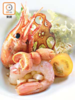 前菜（嘗味餐單菜式之一）<br>將北海道牡丹蝦配以新鮮海膽，伴日本山形縣的新鮮梨肉粒，清爽果香凸顯兩者鮮味。