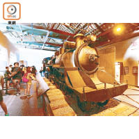 館內以這款「哈瑪星號」大模型，來呈現蒸汽火車的運作過程。
