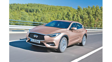 Infiniti Q30