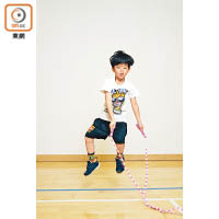 7歲的鄧礽栢，年紀輕輕已把花式跳得有板有眼。