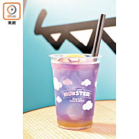 蜜糖蝶豆花茶 $19（c）<br>為慶祝登陸香港一周年，SWEET MONSTER特別推出4款蝶豆花夢幻飲品。喜歡清淡口味首選這杯用韓國天然蜂蜜調製的蜜糖水，攪拌後由藍變紫，帶來視覺享受。