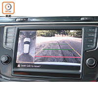 車主可額外選配Area View 360°鏡頭，車身周邊環境一目了然。