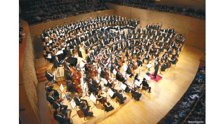 馬林斯基劇院樂團歷史悠久，是俄國最古老的管弦樂團之一。
