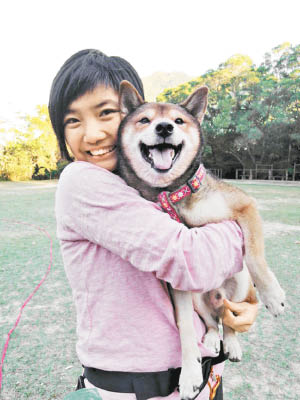 莫家瑩<br>認證專業訓犬師 CPDT-KA® HKDR 救狗之家教育及犬隻訓練經理