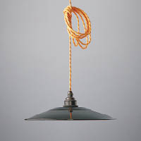 Nook London的吊燈可以自由配搭燈泡、燈罩和電線。$1,130