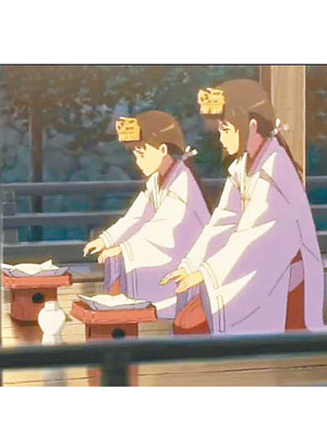 千呼萬喚的日本電影《你的名字》，主角三葉和妹妹四葉自家釀製的口嚼酒，乃是祭典用的祭祀品。（電影劇照）