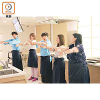 Cook N Play韓食課程玩多過做，適合一家大細齊齊參與。